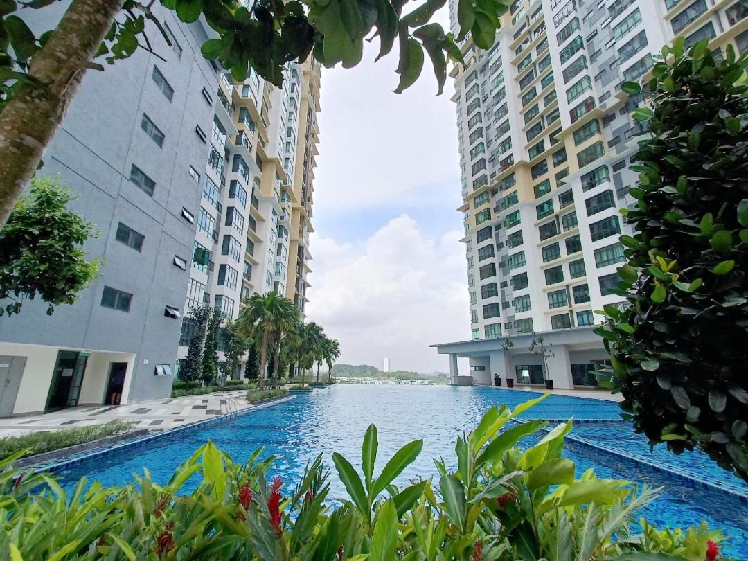 Ferienwohnung Arc Austin Hills Residensi By Antlerzone Johor Bahru Exterior foto